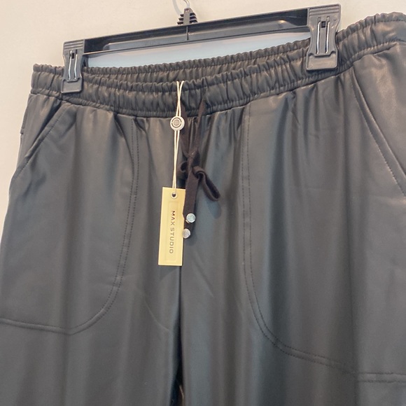 NEW Max Studio Woman’s Faux Leather Pants - Picture 2 of 5